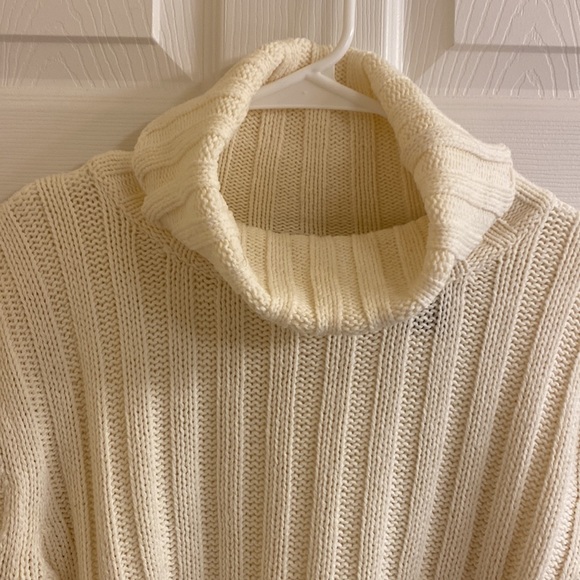 Axcess turtleneck sweater - Picture 3 of 5